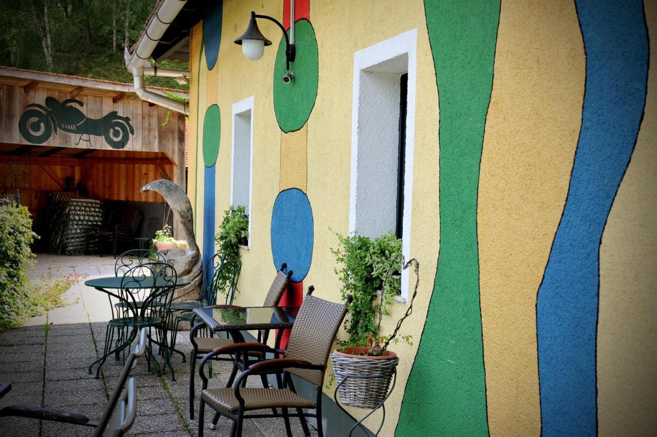 Gostilna In Prenocisca Brancurnik Hotel Prevalje Exterior photo
